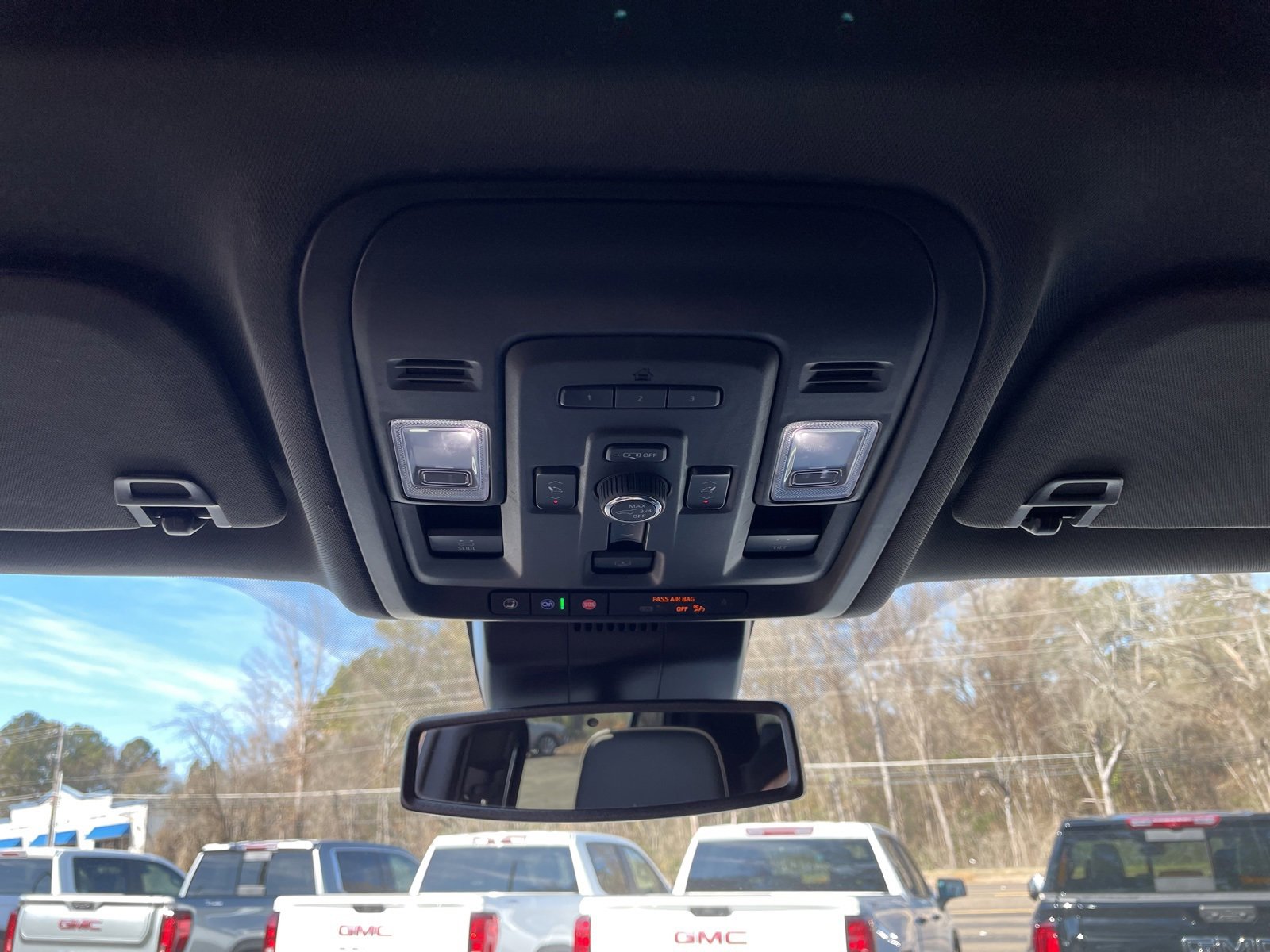 Used 2023 Chevrolet Tahoe Premier image 22