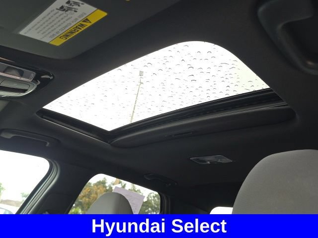Used 2022 Hyundai Santa Cruz SEL w/ Activity Package FWD image 5