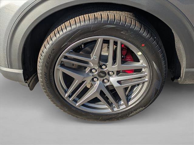 New 2026 Ford Explorer ST-Line w/ ST-Line Street Pack image 9
