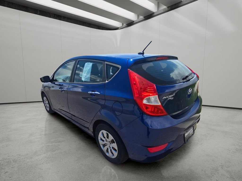 Used 2017 Hyundai Accent SE FWD image 3