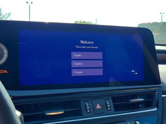 Used 2023 Lexus ES 350 Ultra Luxury w/ Accessory Package (Z1) image 24