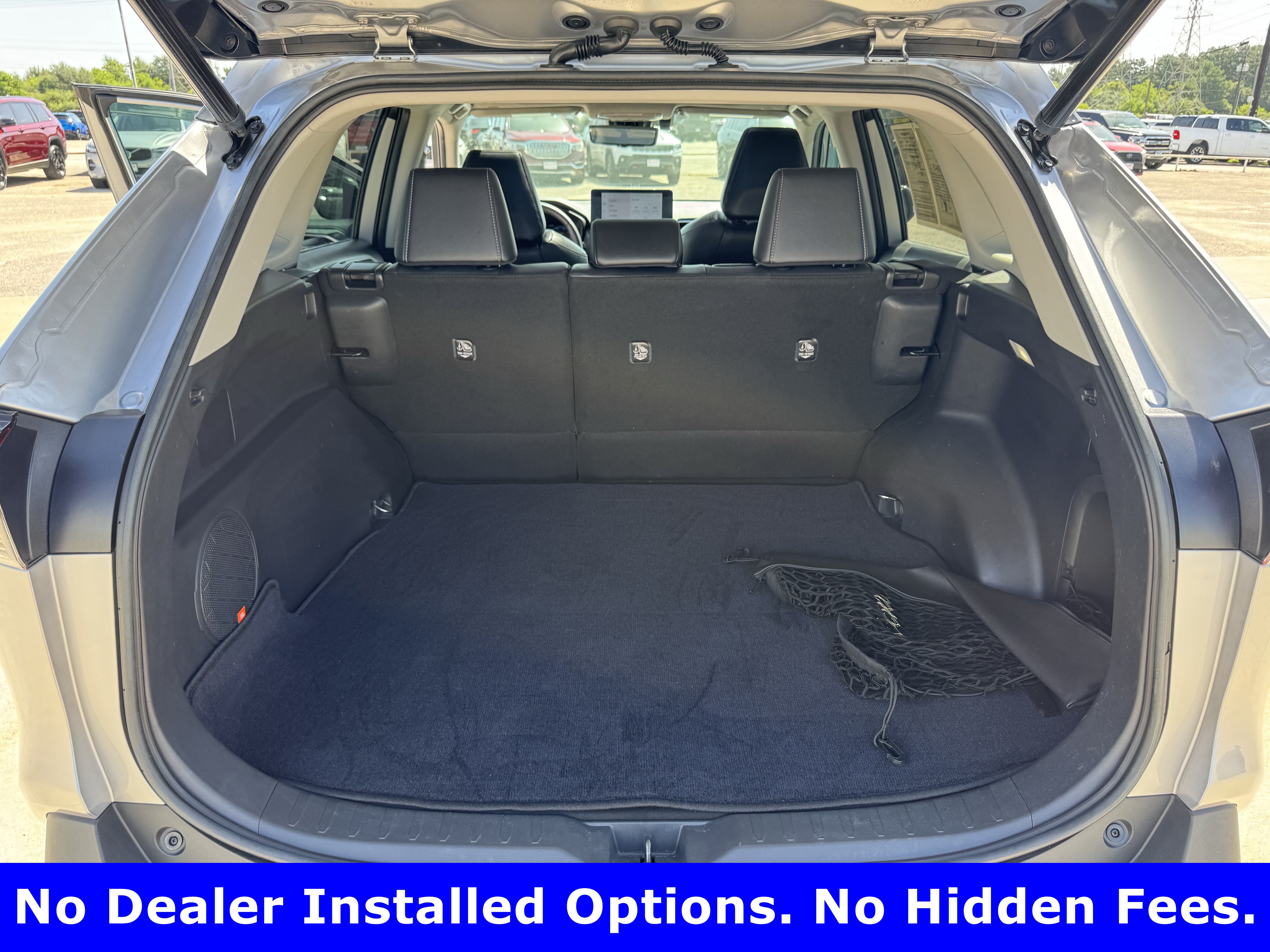 Used 2023 Toyota RAV4 Limited AWD/4WD image 27