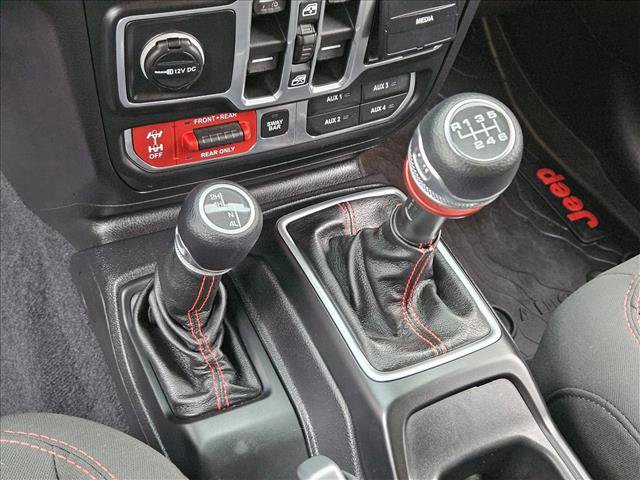 Used 2018 Jeep Wrangler Unlimited Rubicon image 12