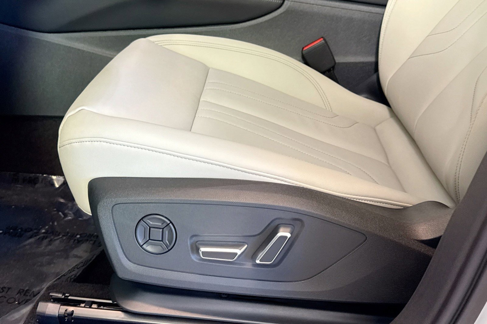 New 2026 Audi Q3 quattro 2.0T image 17