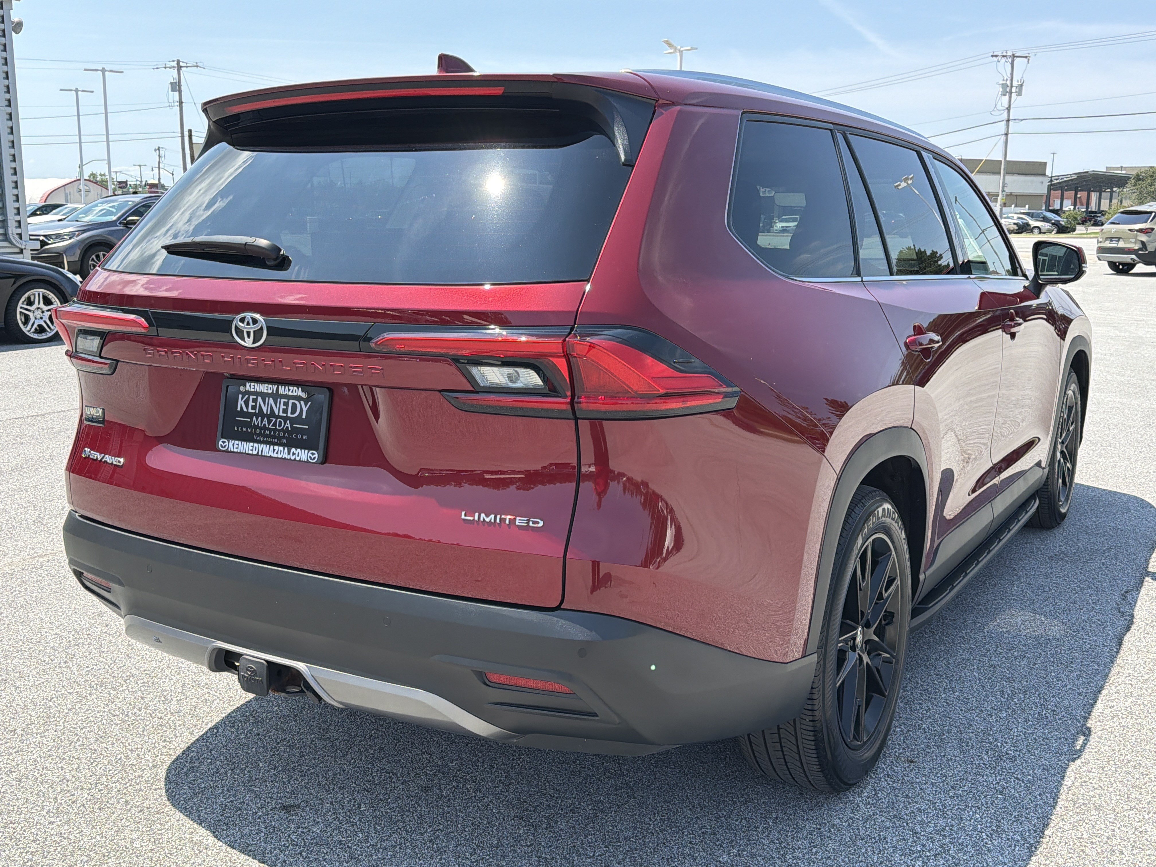 Used 2024 Toyota Grand Highlander AWD Hybrid image 3