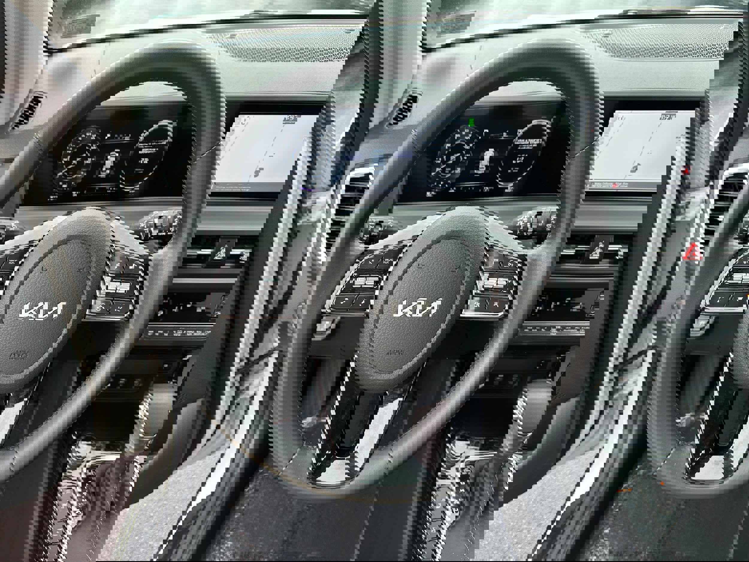 Used 2024 Kia Seltos EX image 34