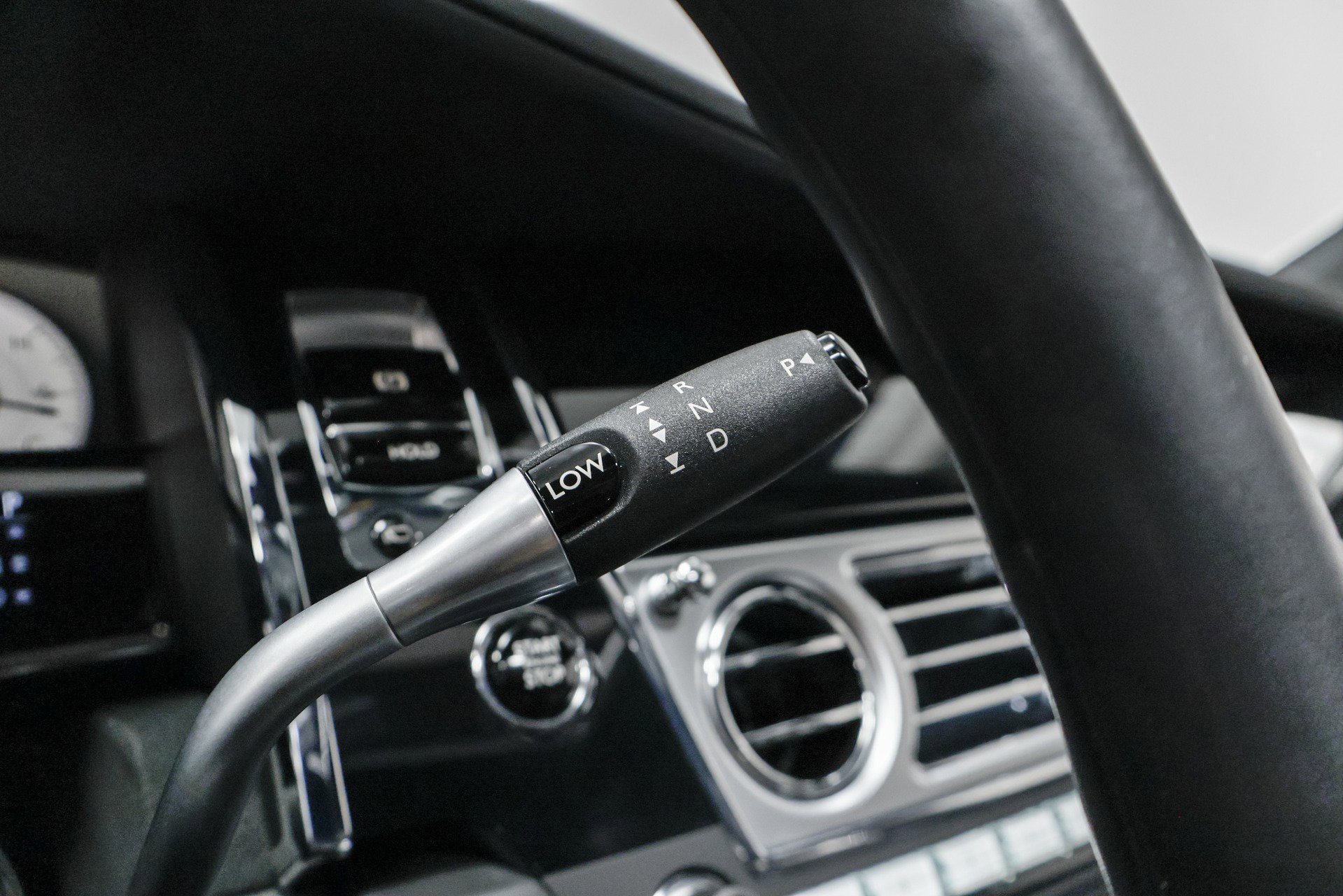 Used 2016 Rolls-Royce Ghost image 17