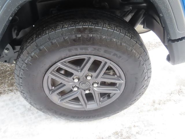 Used 2024 Jeep Wrangler Sport S image 15