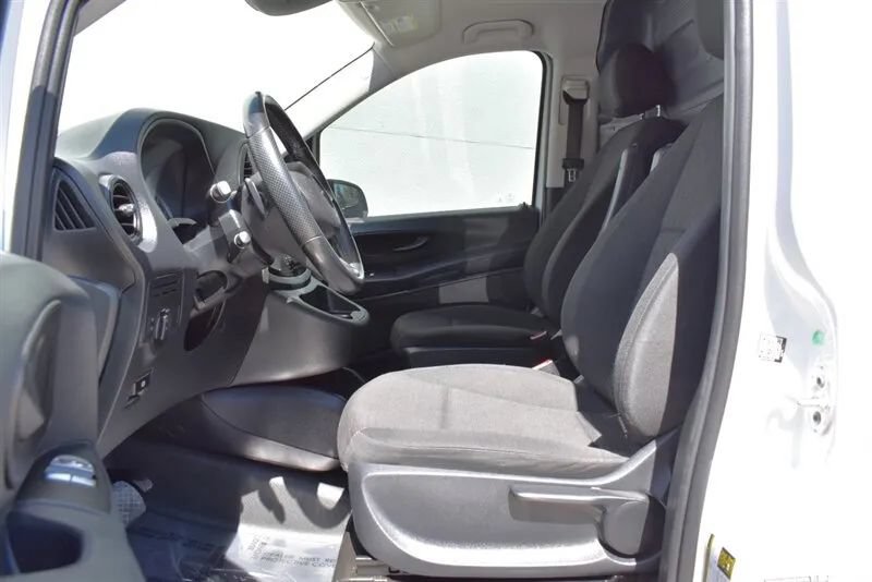 Used 2020 Mercedes-Benz Metris image 12