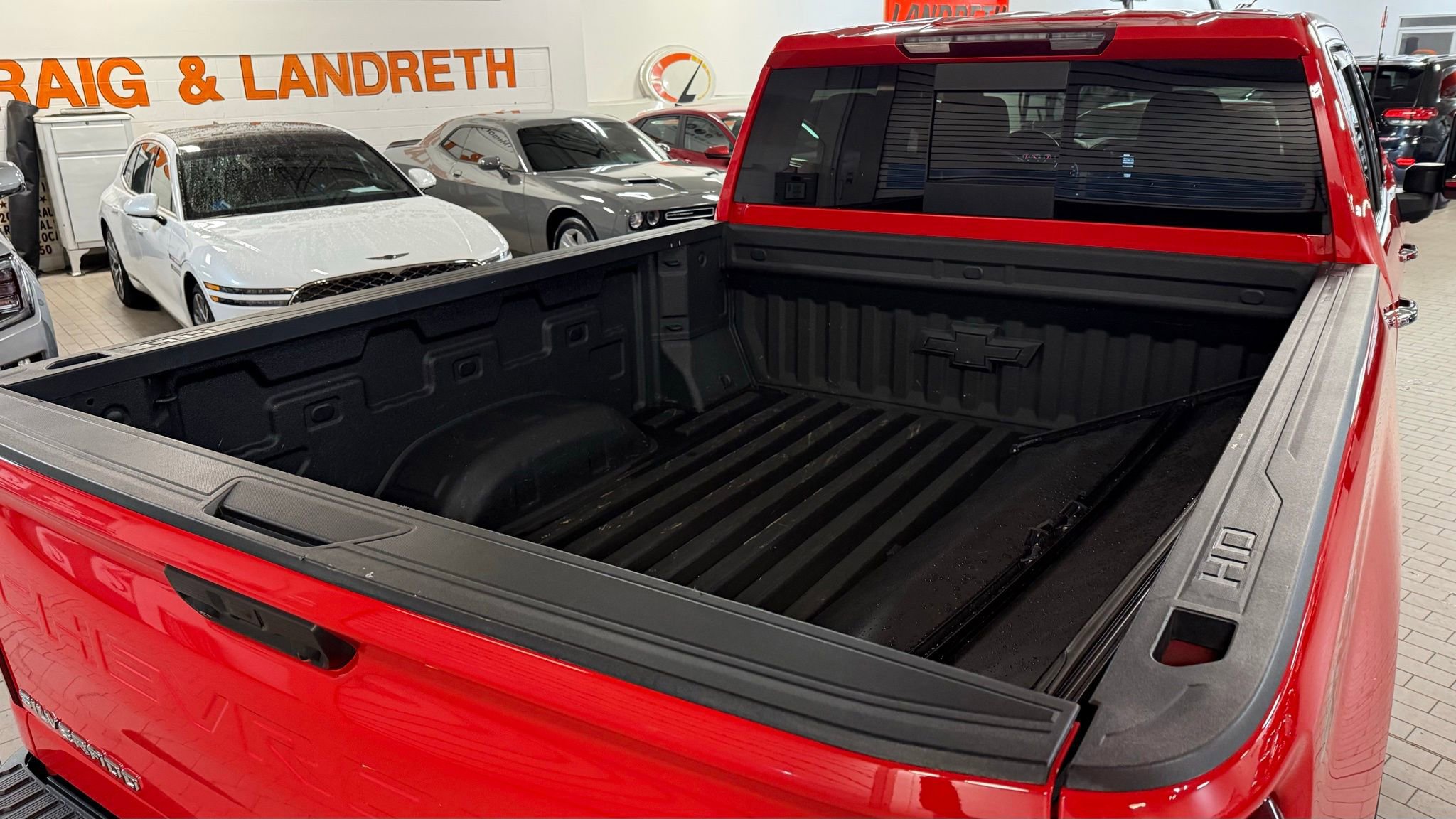 Used 2020 Chevrolet Silverado 2500 LTZ w/ LTZ Convenience Package image 5