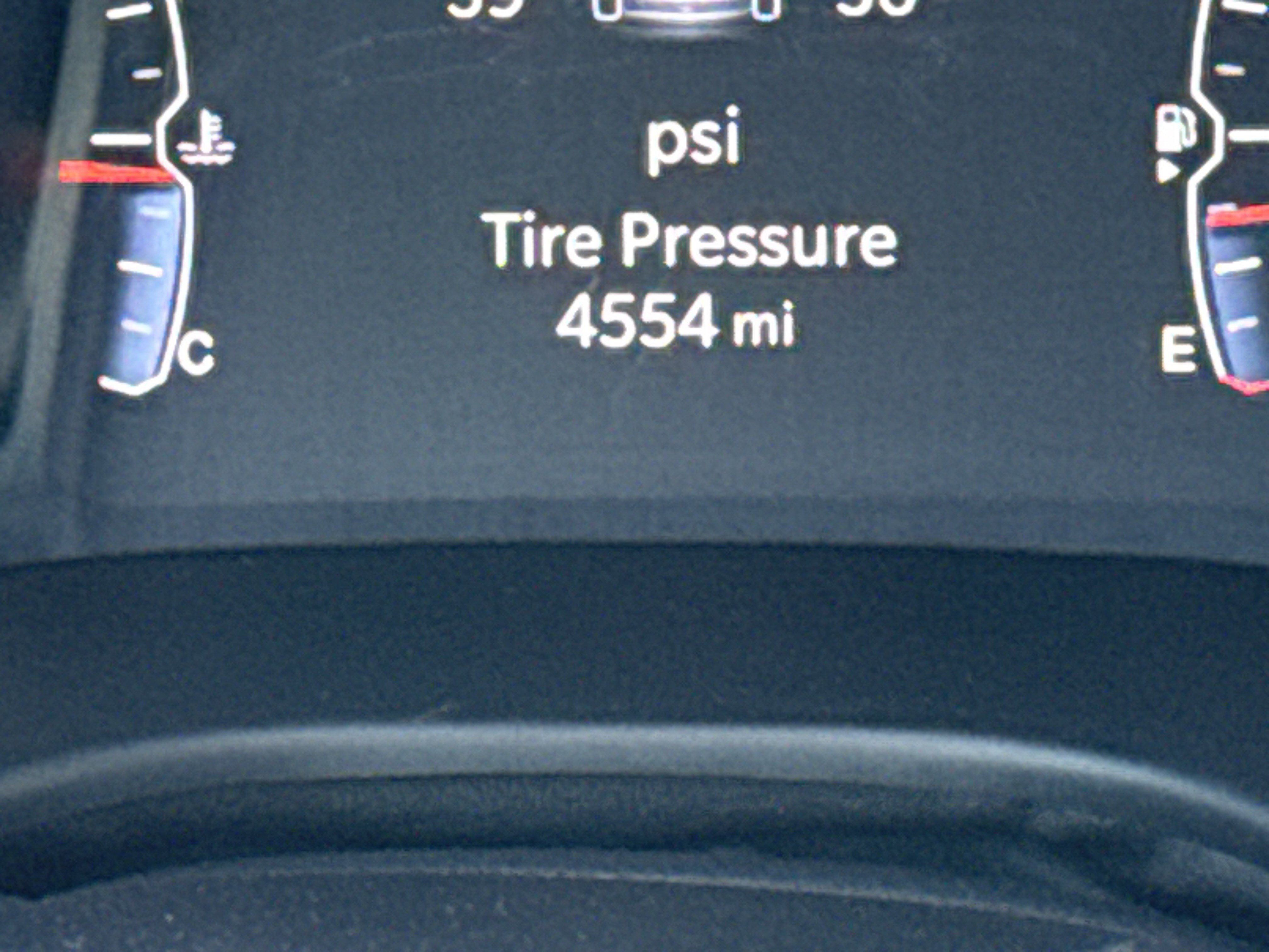 Used 2023 Jeep Compass Limited image 21