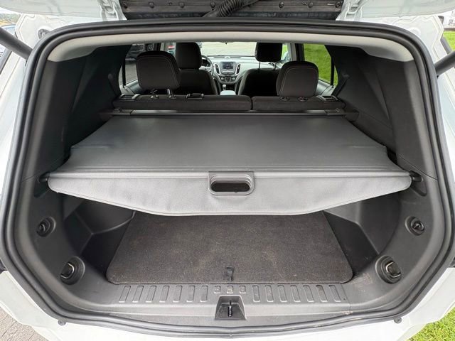 Used 2023 Chevrolet Equinox LT w/ Driver Convenience Package image 34