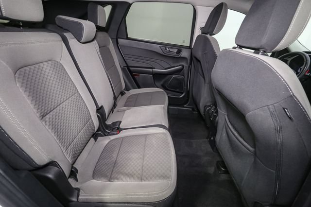 Used 2022 Ford Escape SE w/ Cold Weather Package FWD image 17