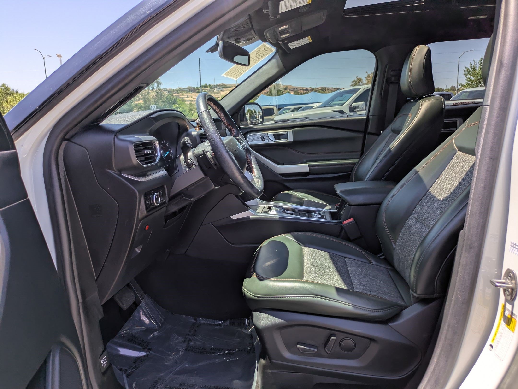 Used 2023 Ford Explorer Timberline w/ Timberline Technology Package AWD/4WD image 15