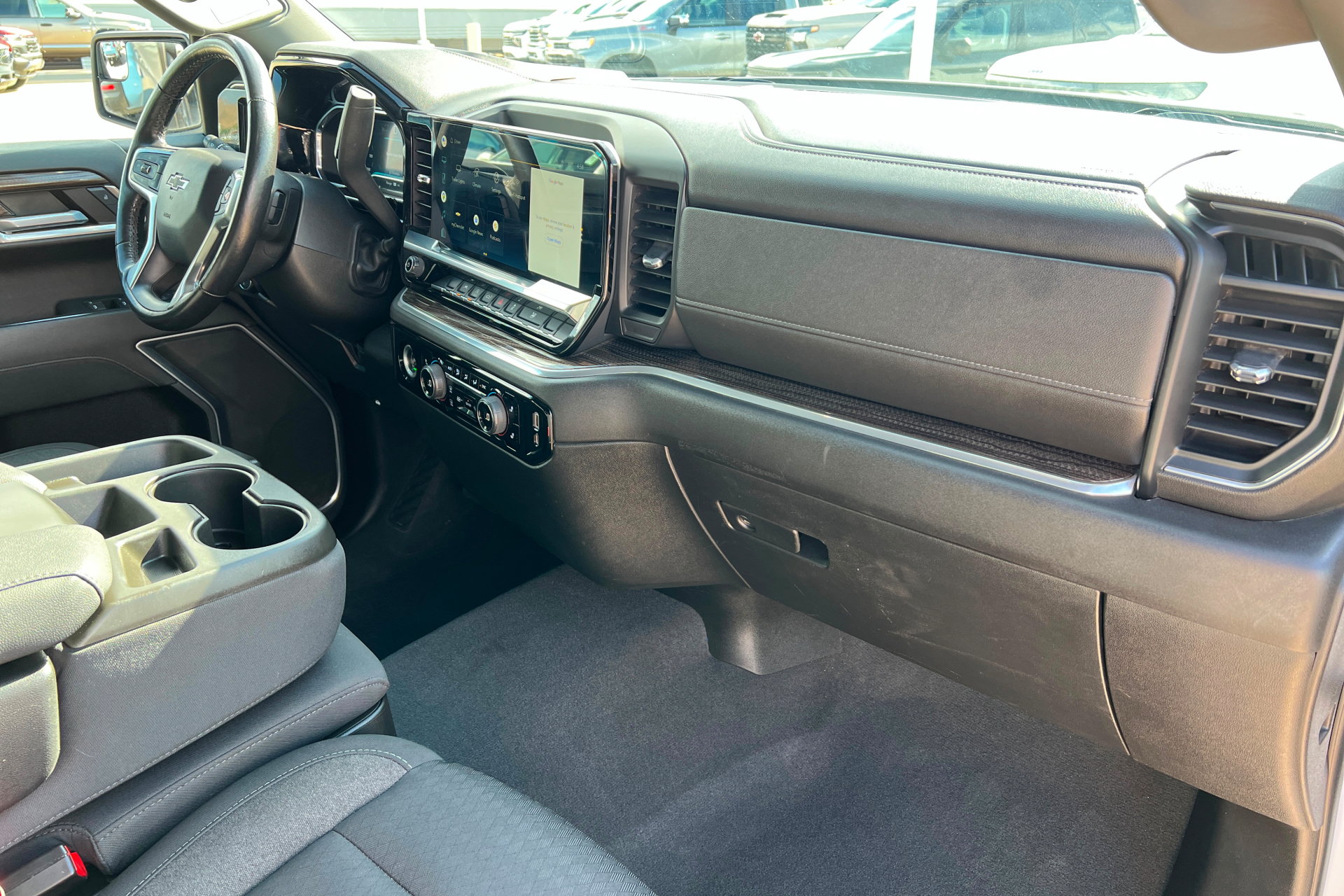 Used 2022 Chevrolet Silverado 1500 RST AWD/4WD image 24