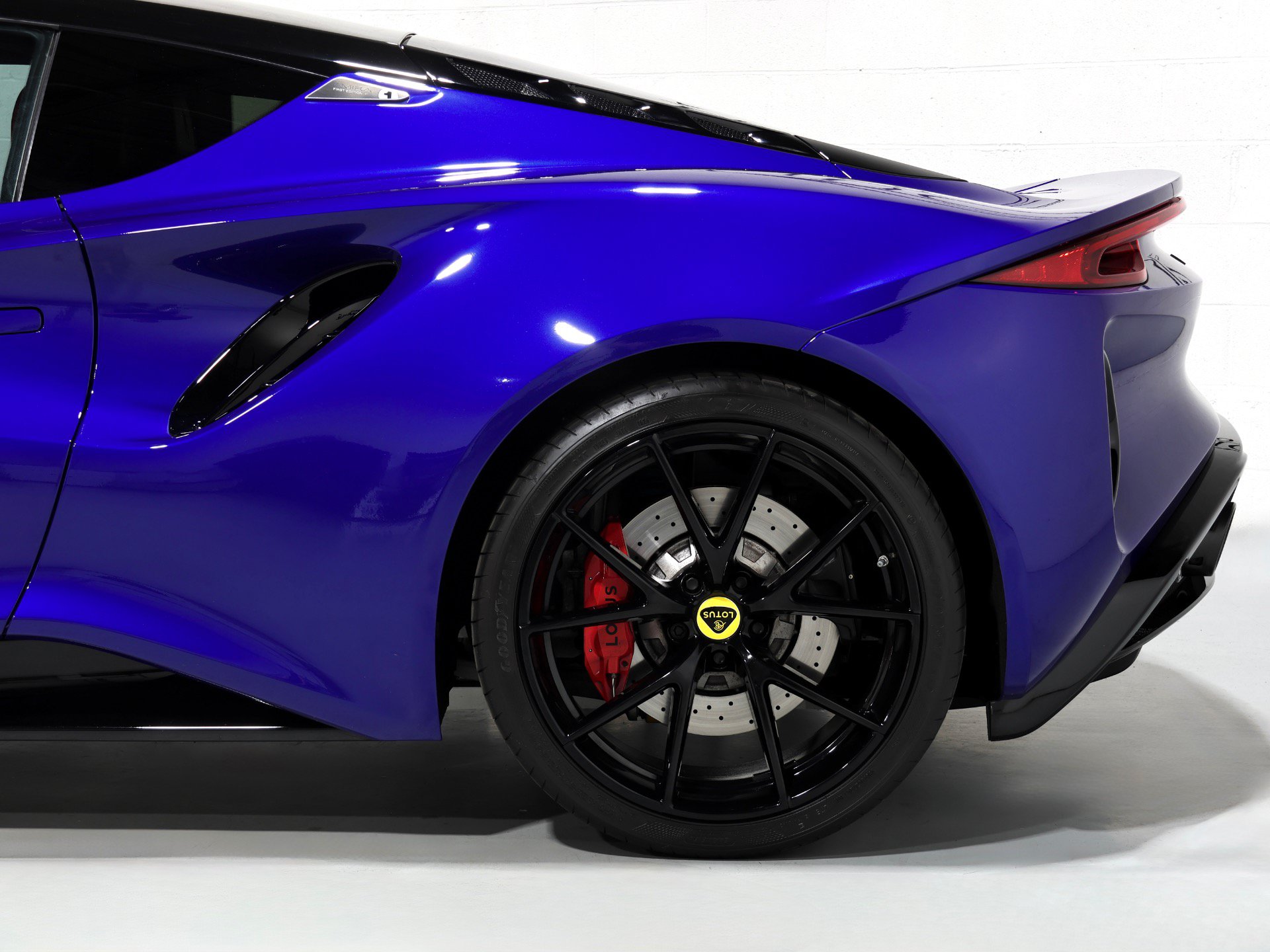 Used 2024 Lotus Emira First Edition RWD image 32