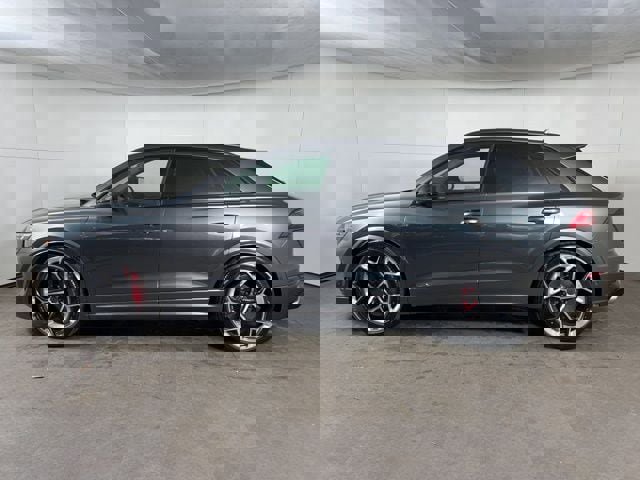 New 2026 Audi RS Q8 performance image 4