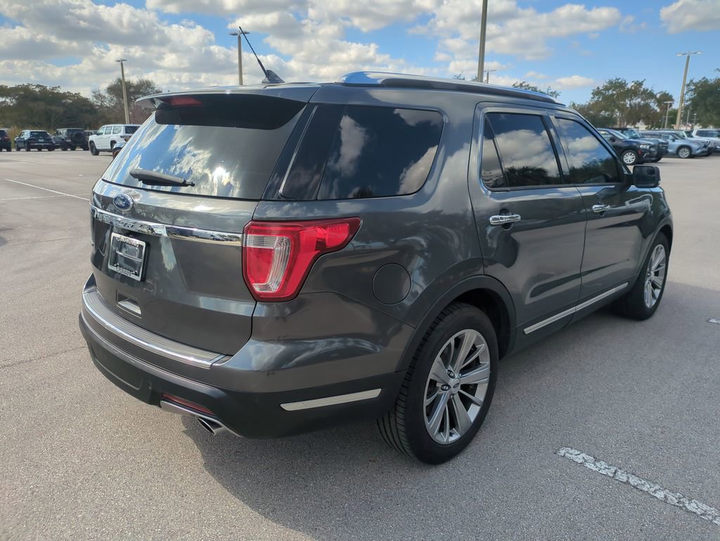 Used 2018 Ford Explorer Limited image 6