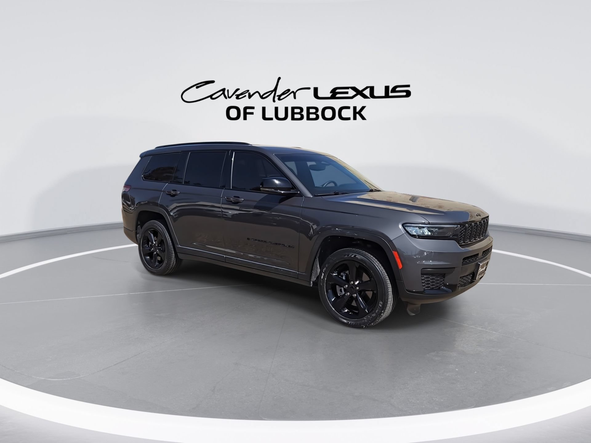 Used 2023 Jeep Grand Cherokee L Laredo AWD/4WD image 2
