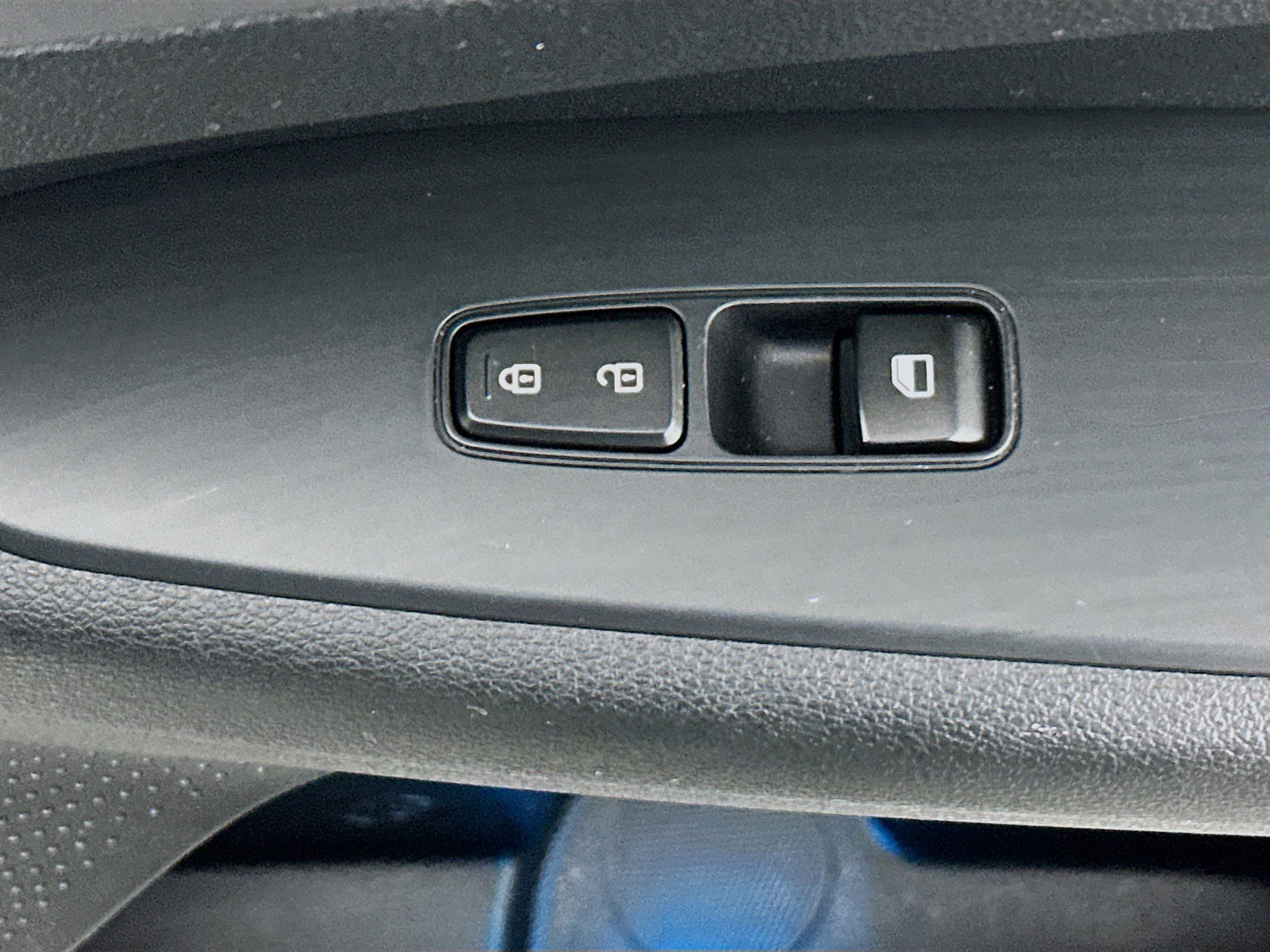 Used 2020 Kia Forte LXS FWD image 27