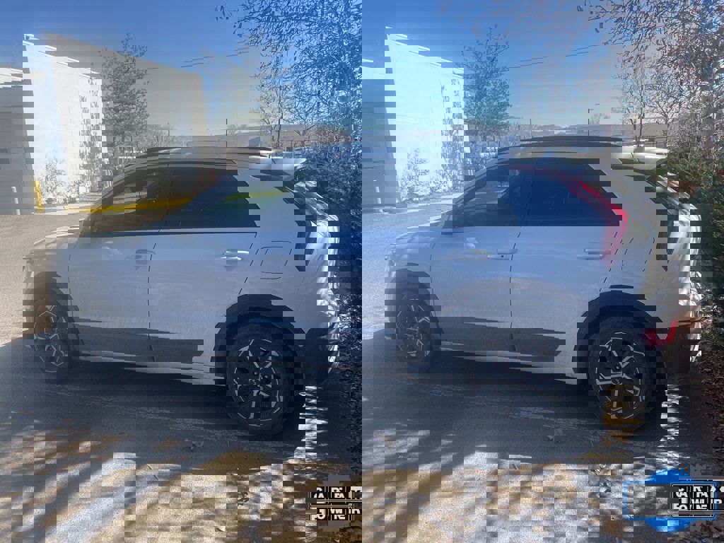 Used 2025 Kia Niro EX image 5