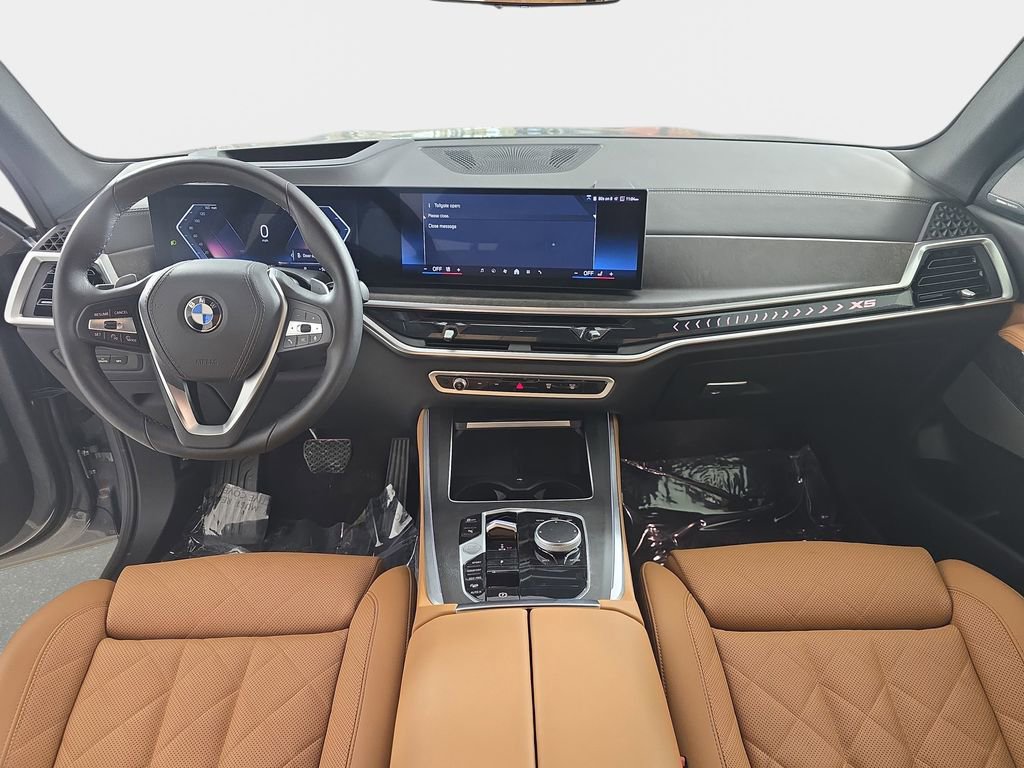 Used 2026 BMW X5 xDrive40i w/ Climate Comfort Package image 15