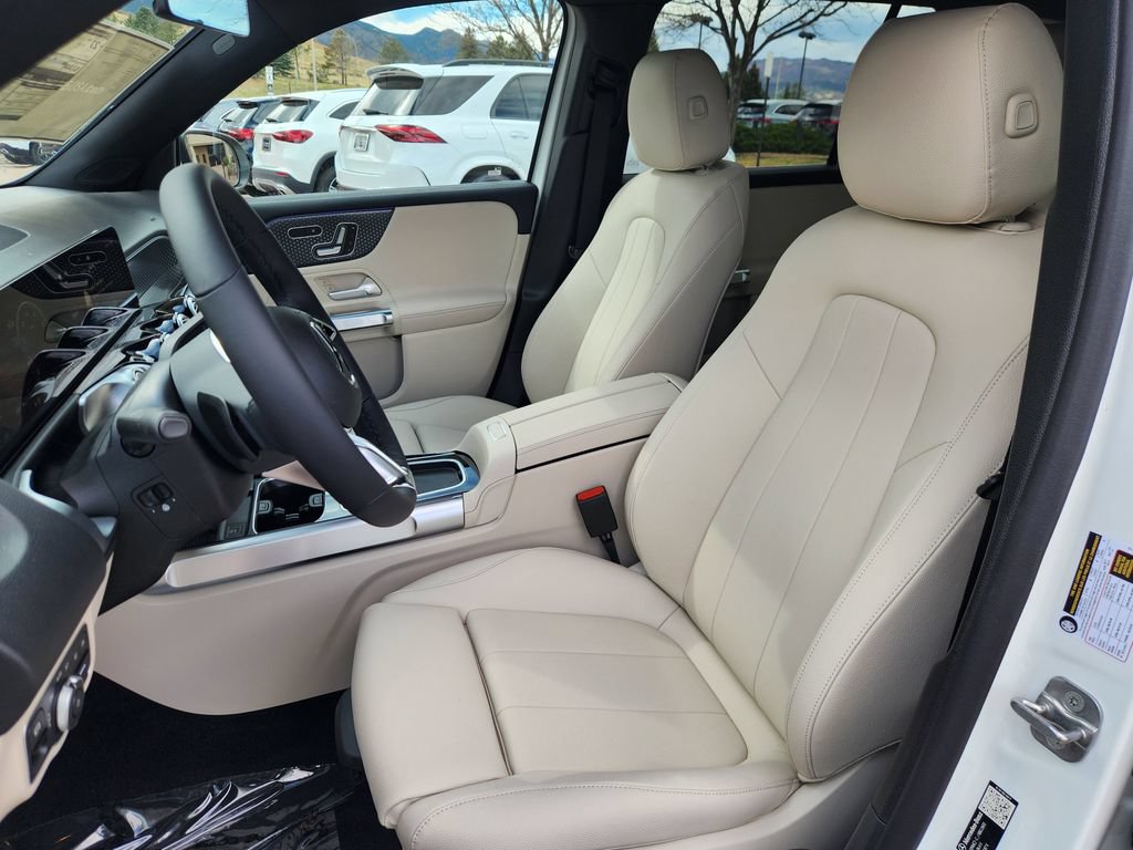 New 2026 Mercedes-Benz GLB 250 4MATIC image 18