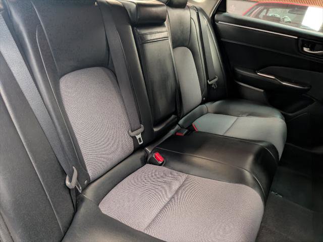 Used 2020 Honda Clarity Plug-In Hybrid image 12