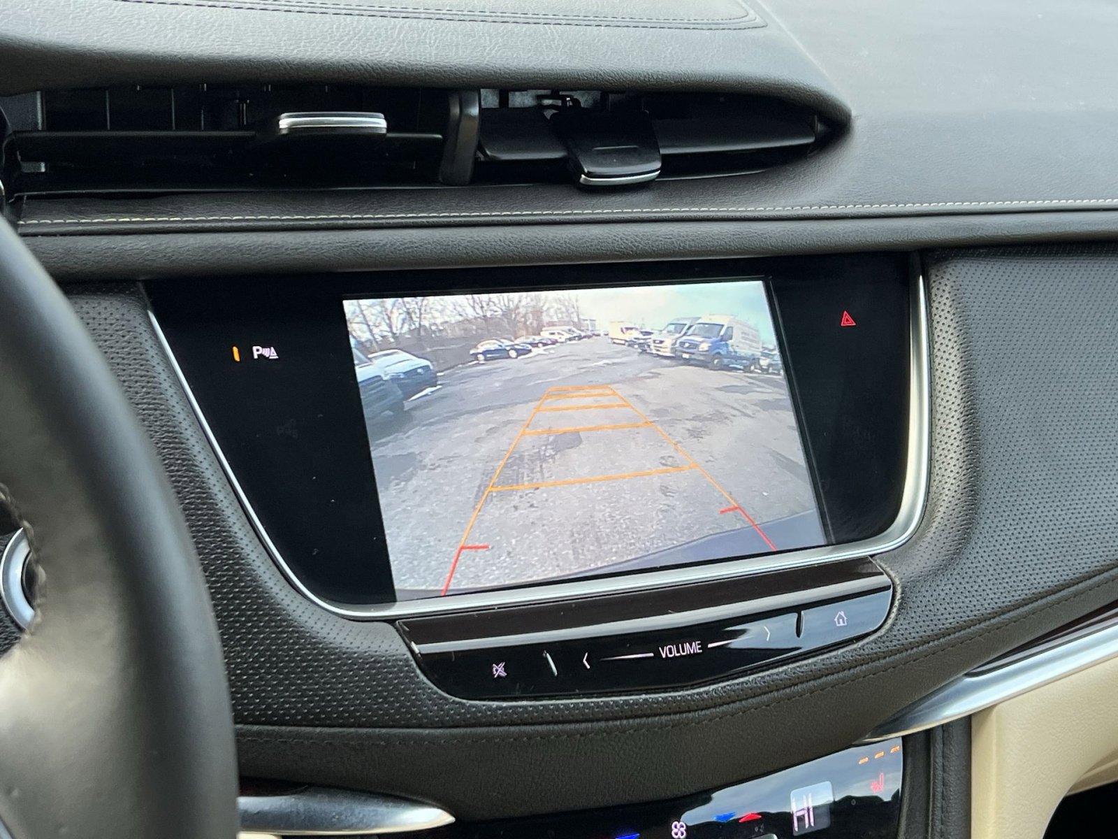 Used 2017 Cadillac XT5 Luxury w/ LPO, Wheel Lock Package image 17