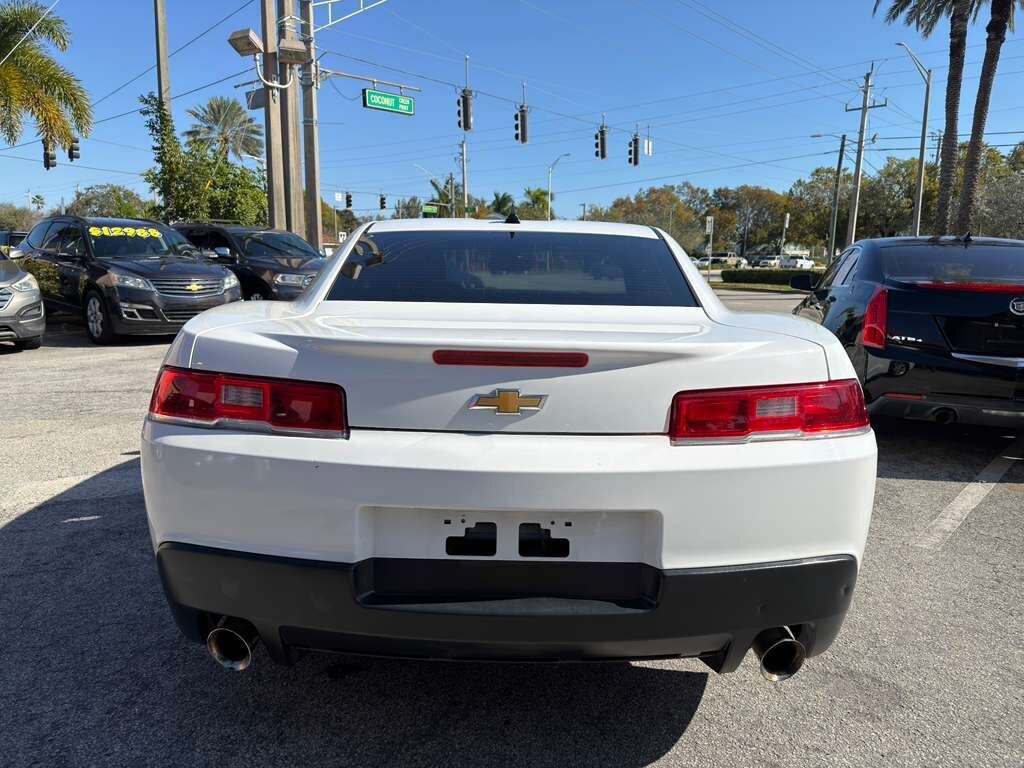 Used 2015 Chevrolet Camaro LS RWD image 4