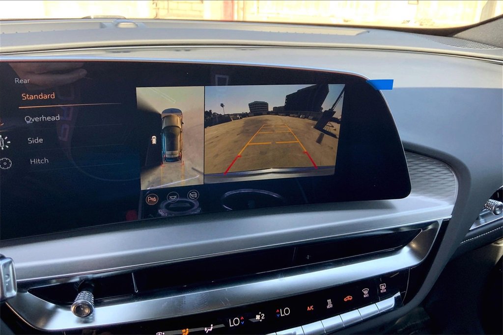 New 2025 Cadillac Lyriq Luxury image 26