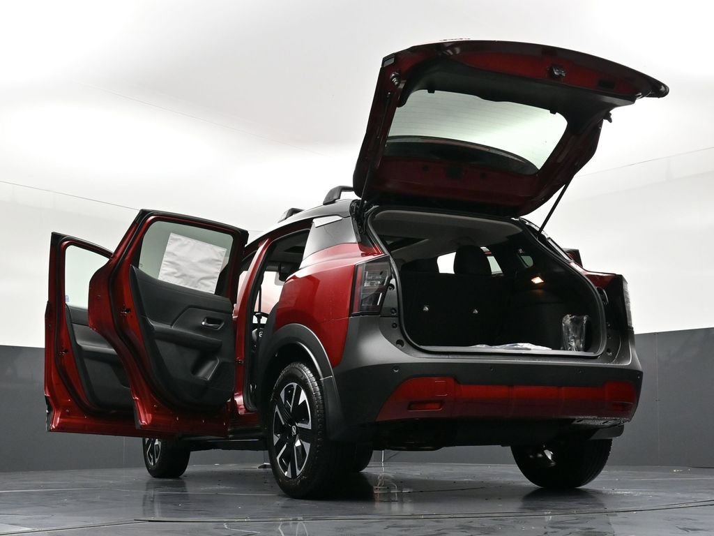 New 2026 Nissan Kicks SV w/ SV Premium Package AWD/4WD image 35