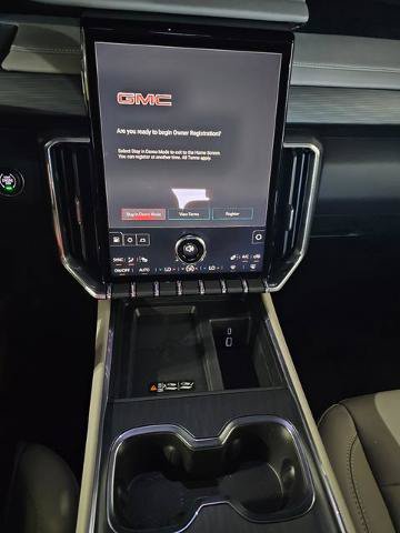 New 2026 GMC Acadia Elevation w/ Elevation Premium Package FWD image 28