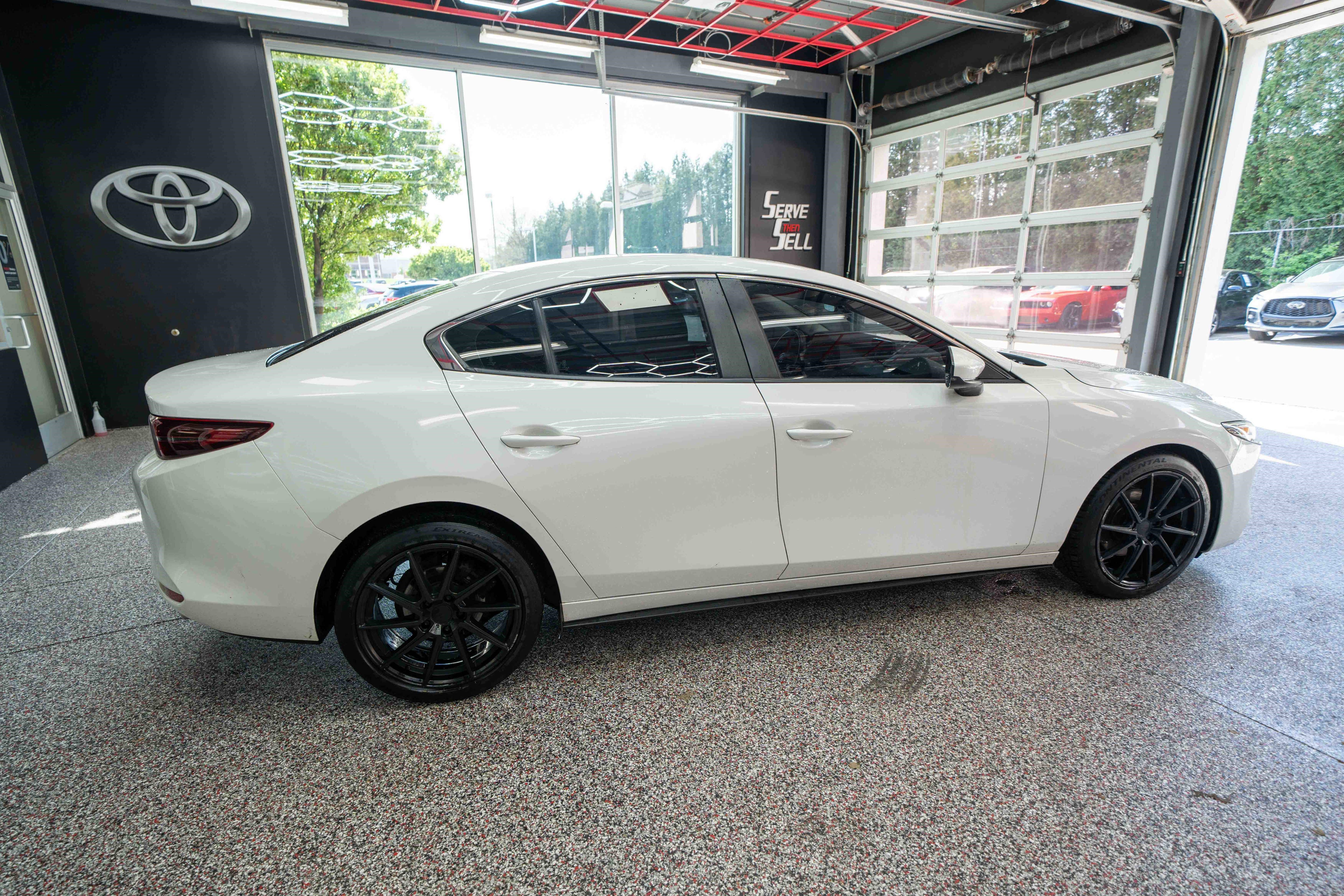 Used 2019 MAZDA MAZDA3 AWD Sedan w/ Select Package image 4