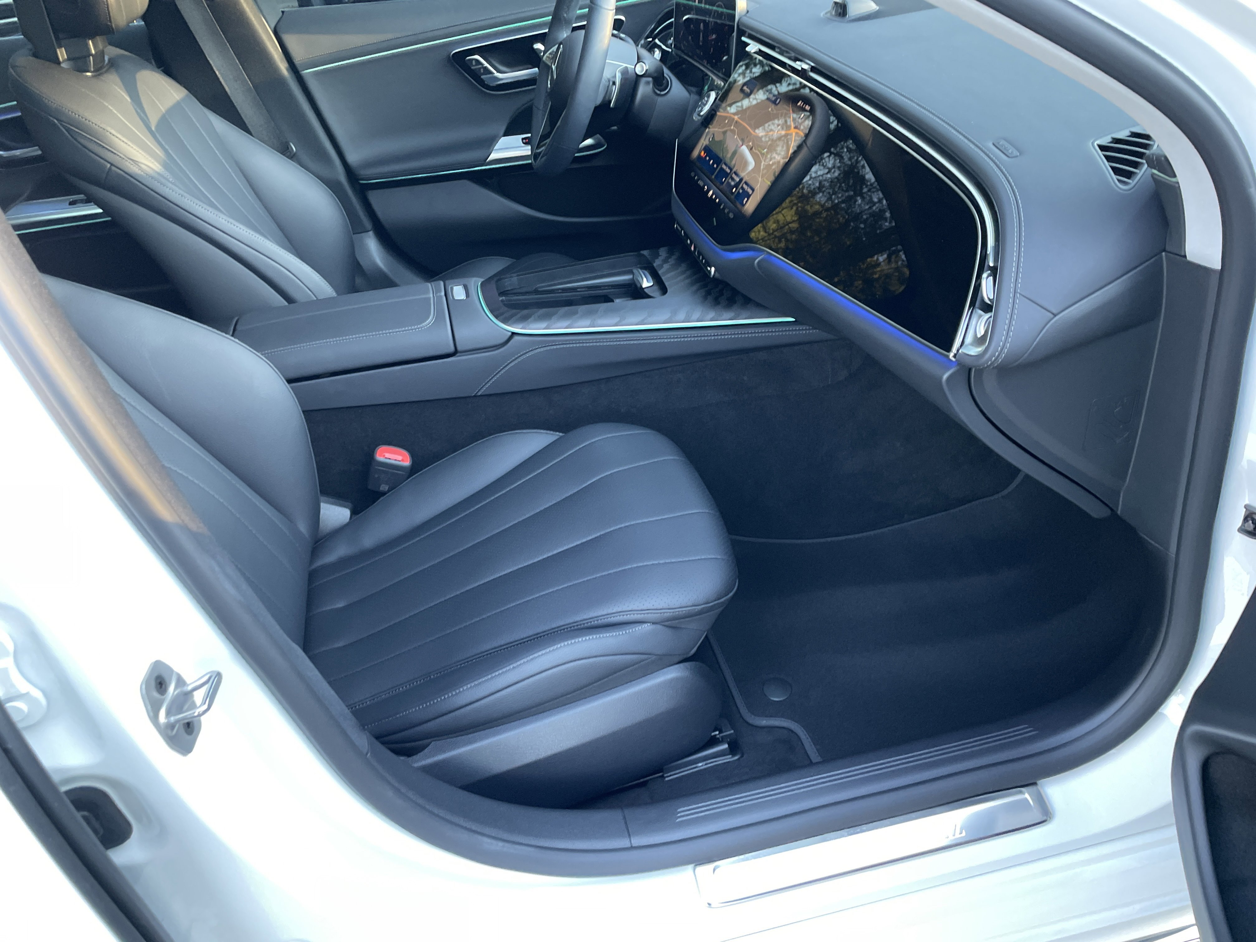 Certified 2025 Mercedes-Benz E 350 4MATIC Sedan image 51