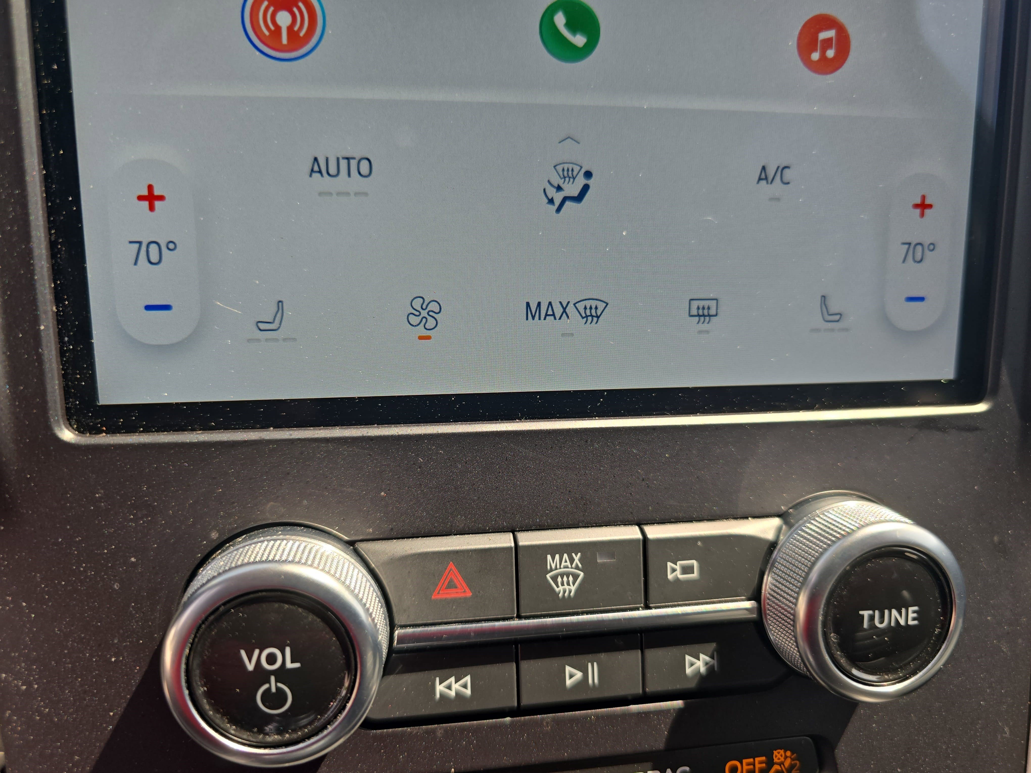Used 2024 Ford Edge SEL AWD/4WD image 20