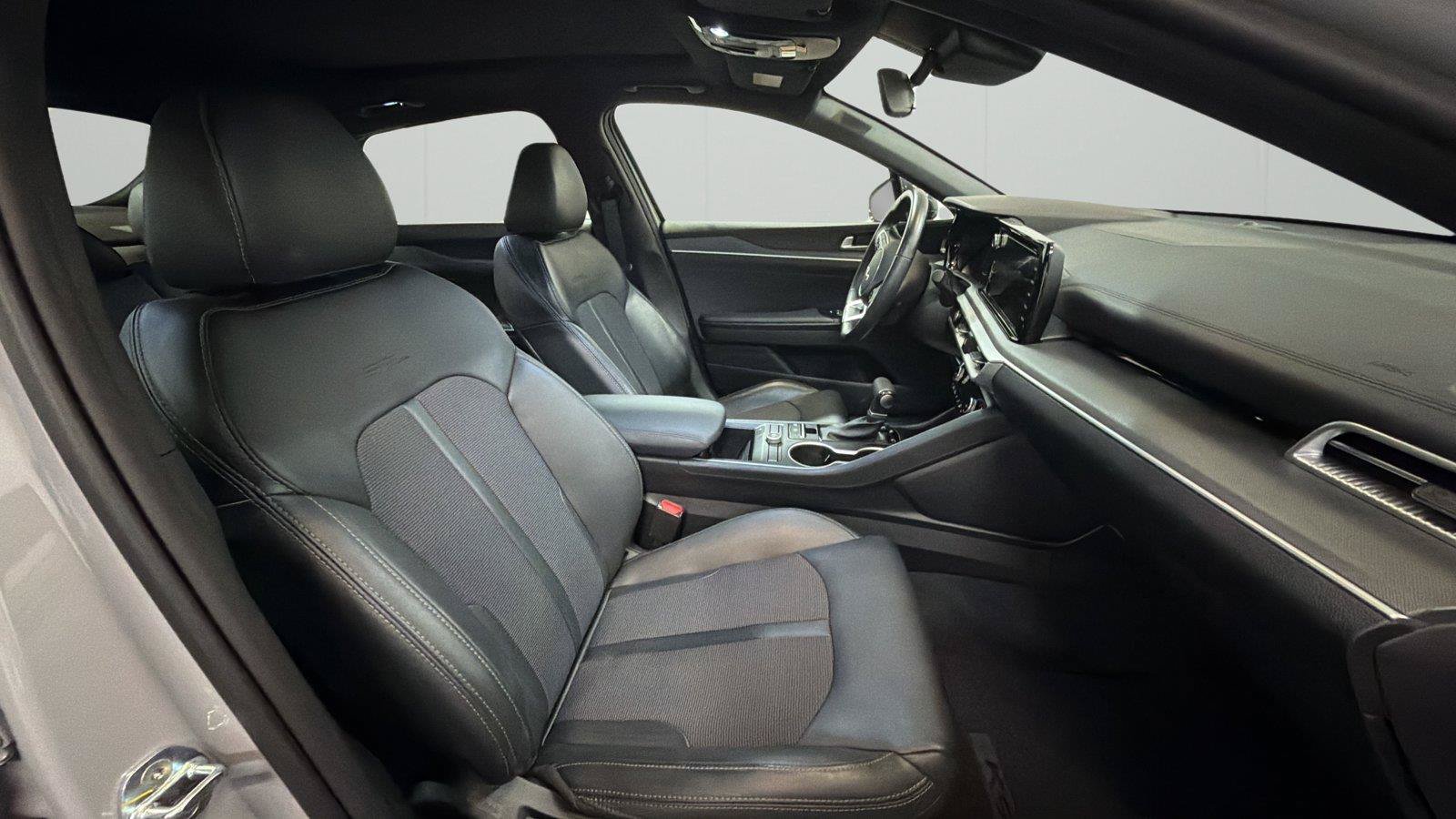 Used 2023 Kia K5 GT-Line FWD image 14