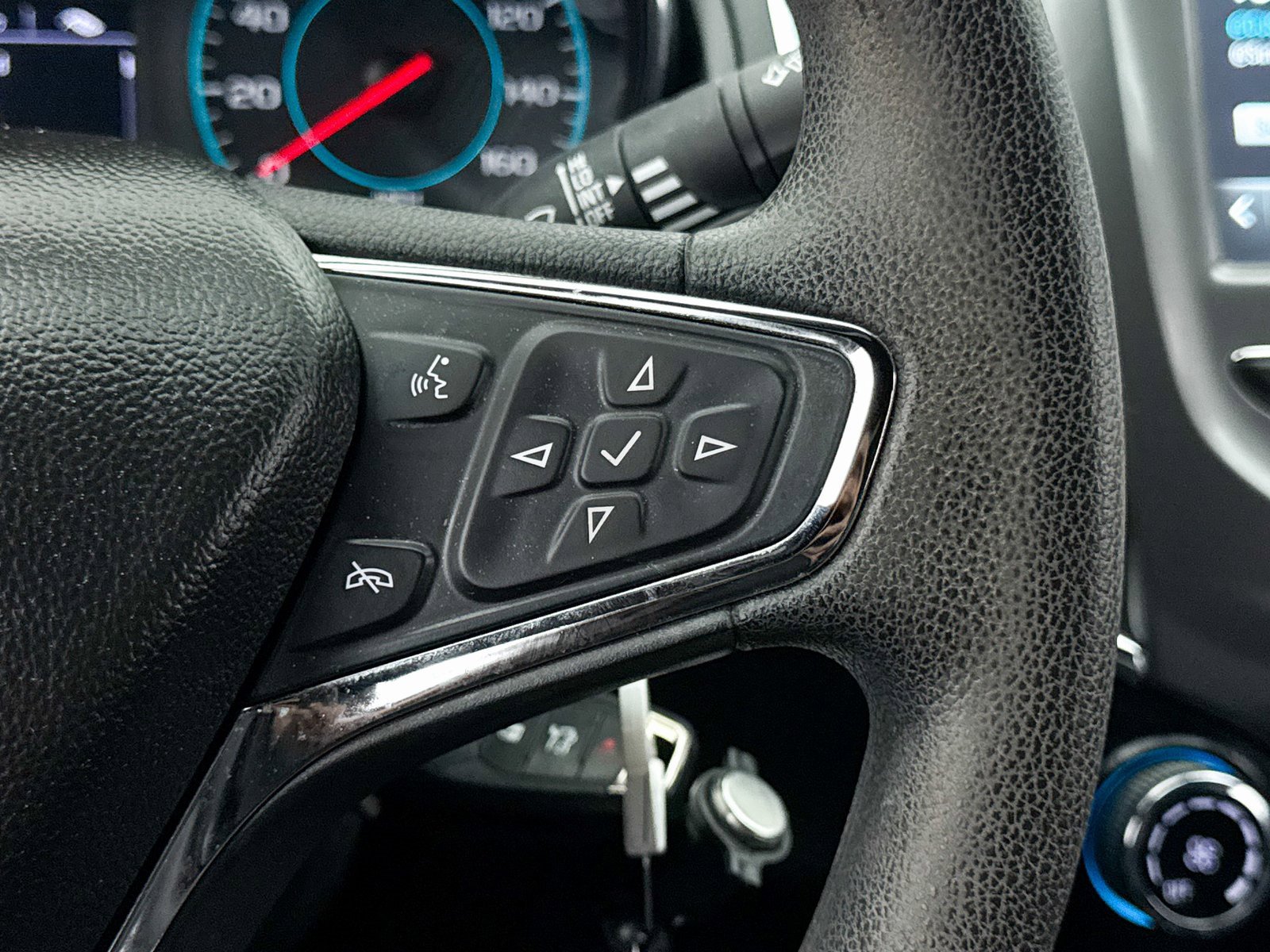 Used 2018 Chevrolet Cruze LT w/ RS Package image 19