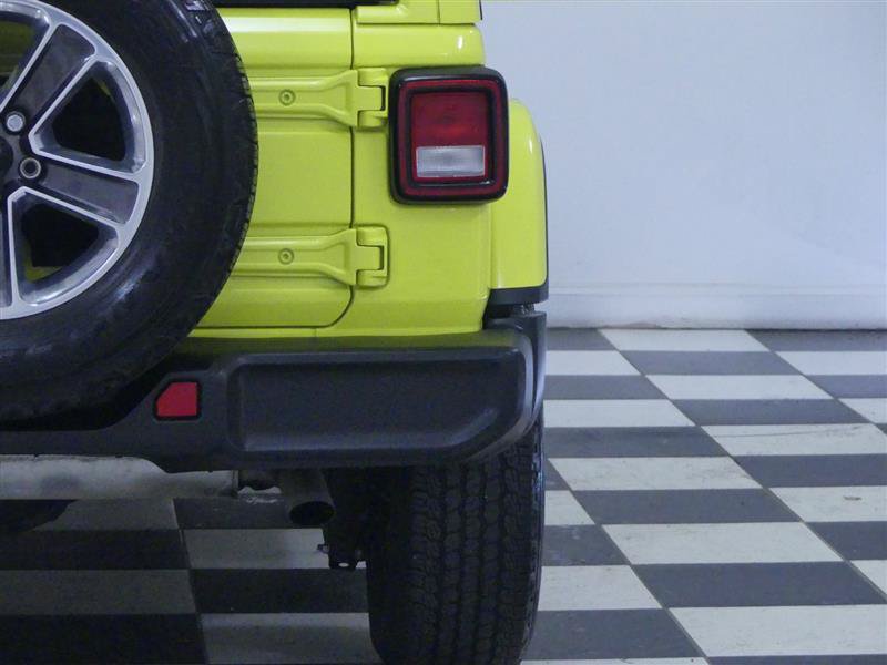 Used 2023 Jeep Wrangler Unlimited Sahara w/ Cold Weather Group AWD/4WD image 32