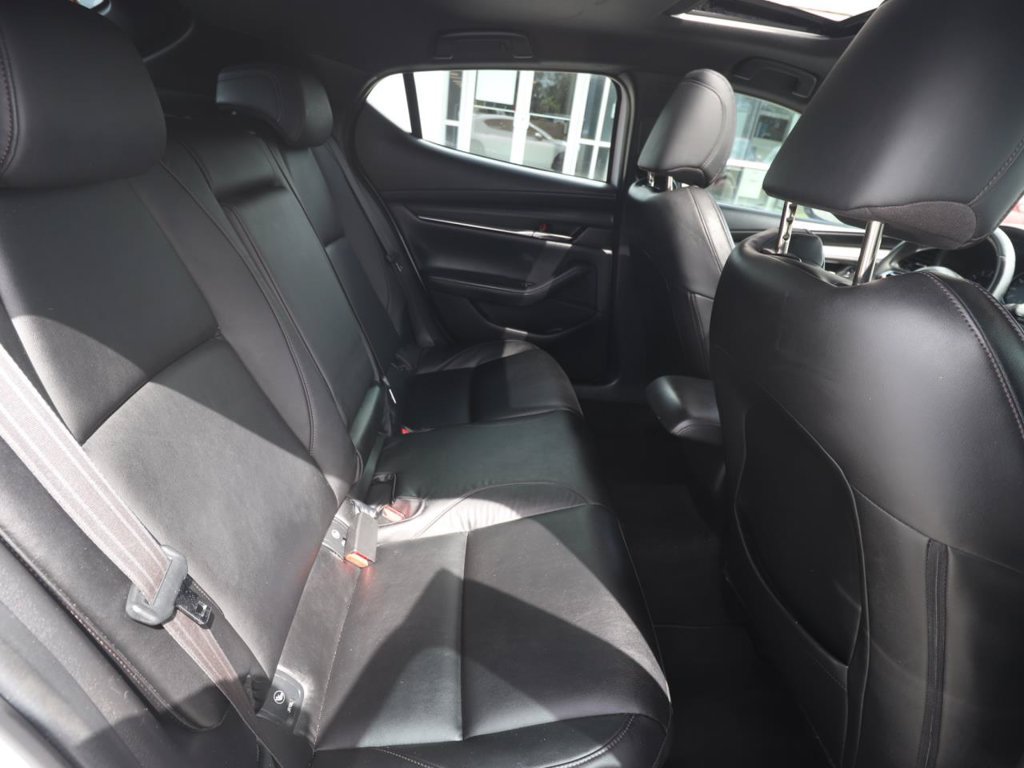 Used 2021 MAZDA MAZDA3 s AWD/4WD image 21