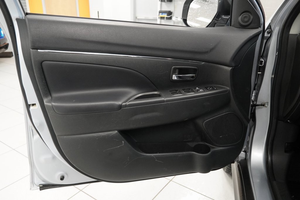 Used 2016 Mitsubishi Outlander Sport SEL image 16