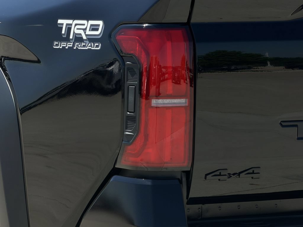 Used 2026 Toyota Tacoma TRD Off-Road w/ TRD Off Road Premium Package AWD/4WD image 10