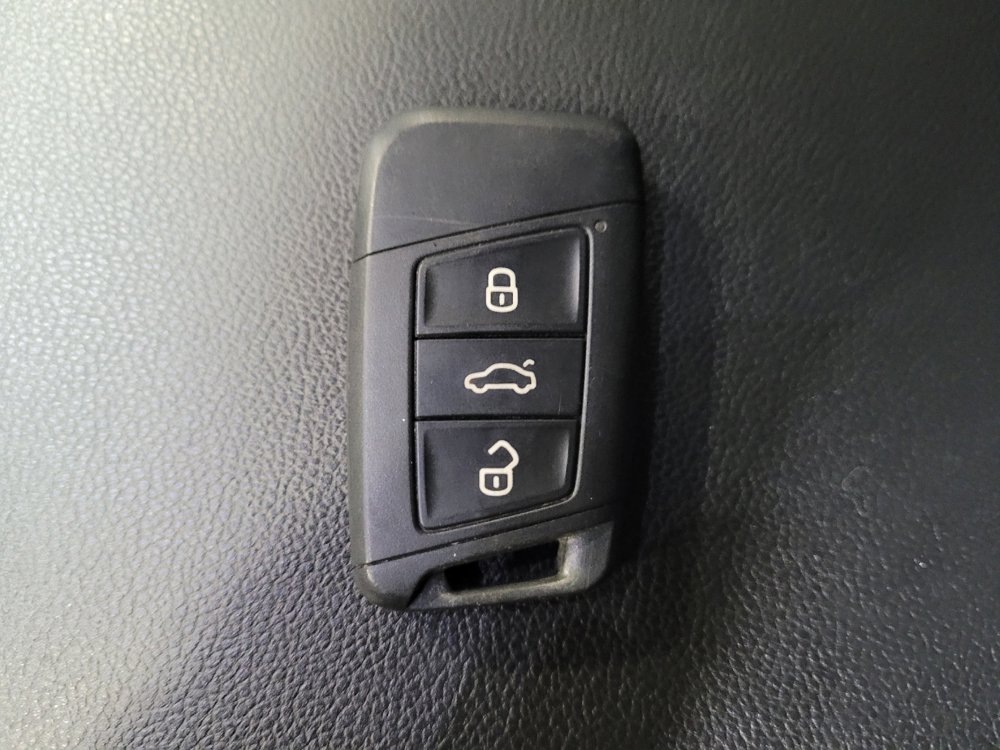Used 2023 Volkswagen Atlas SE FWD image 32