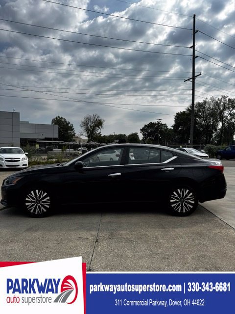 Used 2024 Nissan Altima 2.5 SV AWD/4WD image 4