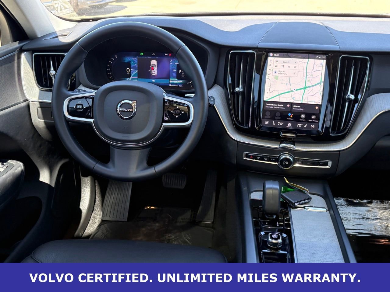 Certified 2025 Volvo XC60 B5 Plus image 15