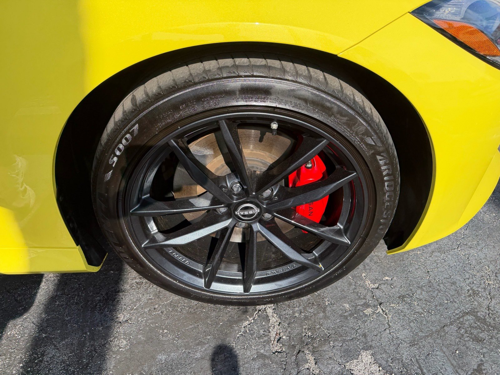 Certified 2024 Nissan Z Performance w/ Floor Mat Package RWD image 17