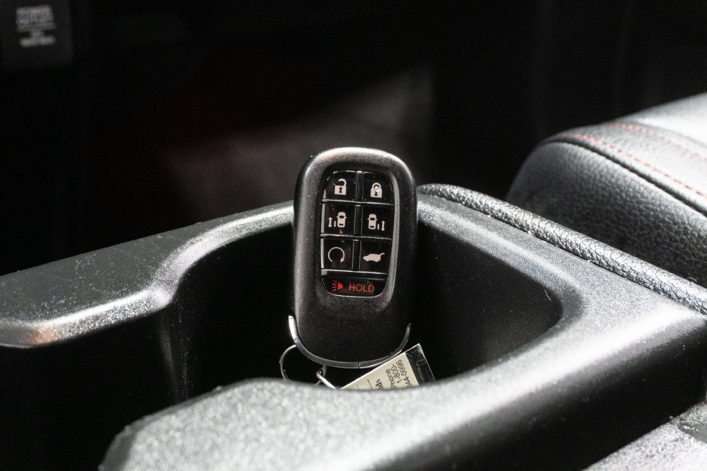 Used 2025 Honda Odyssey Sport-L image 28