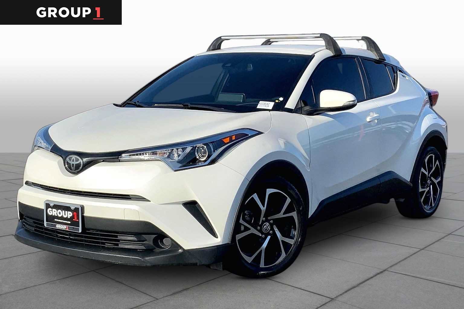 Used 2019 Toyota C-HR XLE FWD image 1