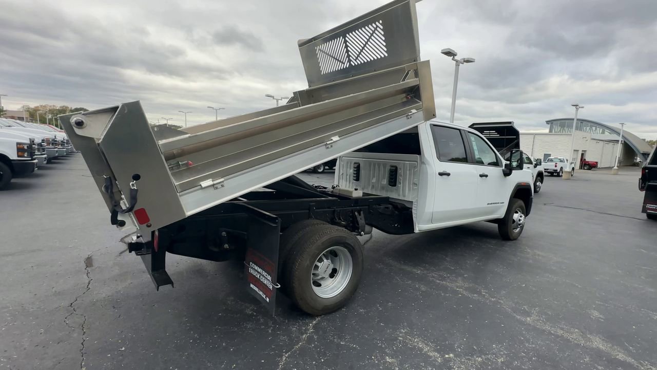 New 2025 GMC Sierra 3500 Pro w/ Convenience Package image 8