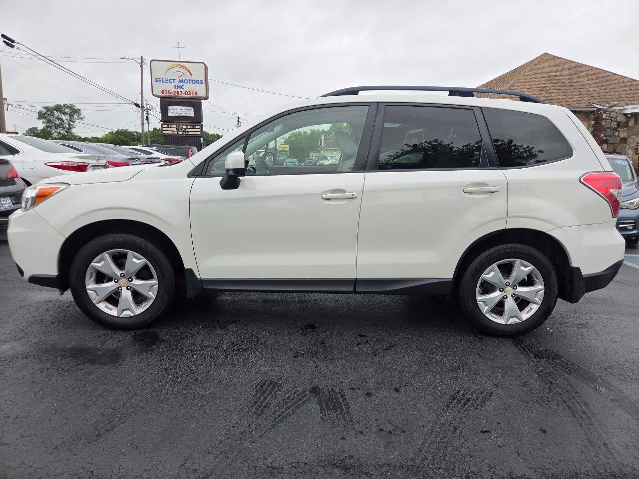 Used 2016 Subaru Forester 2.5i Premium AWD/4WD image 3